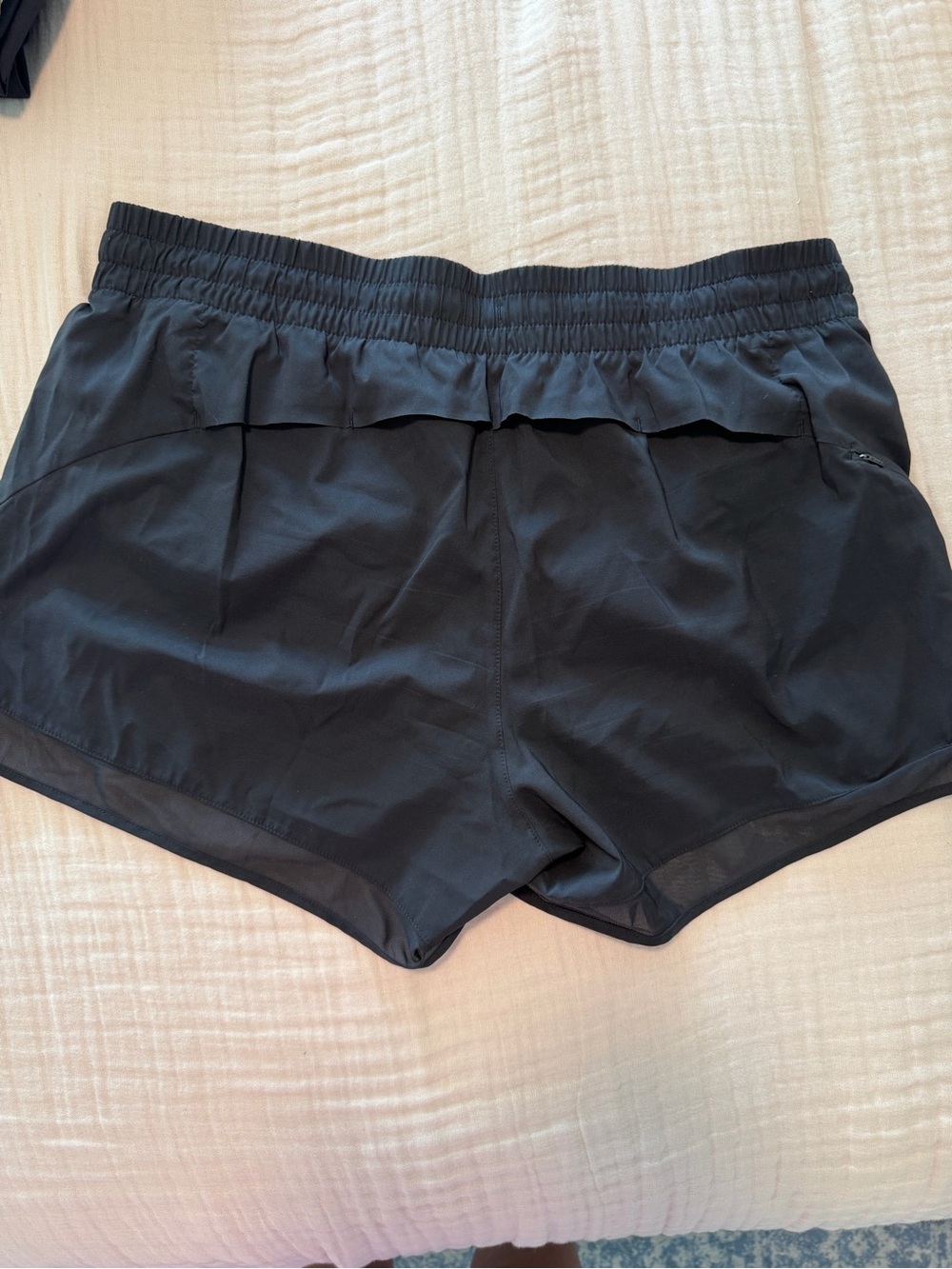Athleta Mesh Racer Run Short - Picture 2 of 6